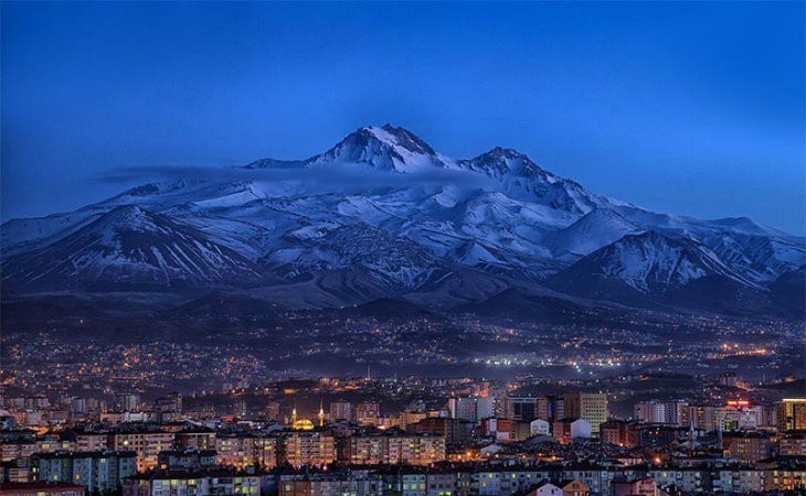 Erciyes Dağı 3916 metre / KAYSERİ