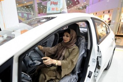 Bu galerilerden sadece kadınlar araba alıyor