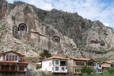 Türkiye'deki Kral Kaya Mezarları!