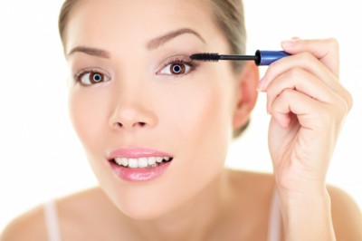 Kadınlar Neden Makyaj Yapar?