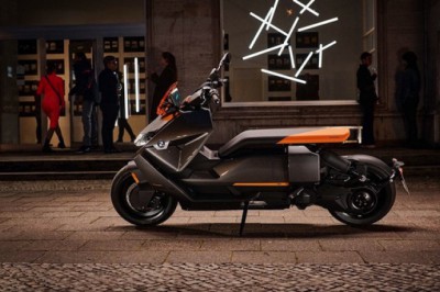 BMW elektrikli scooter CE 04 tanıttı!