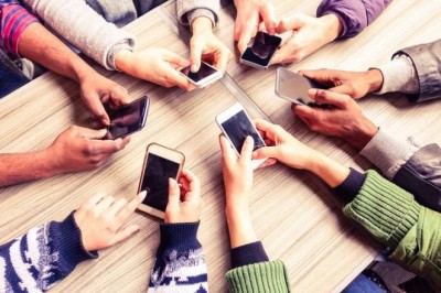 Cep Telefonlarının Sebep Olduğu 5 Hastalık